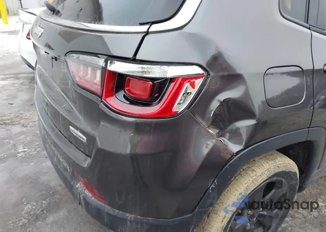 2019 Jeep Compass Latitude 4X4 from USA, damaged, VIN 3C4NJDBB4KT594008